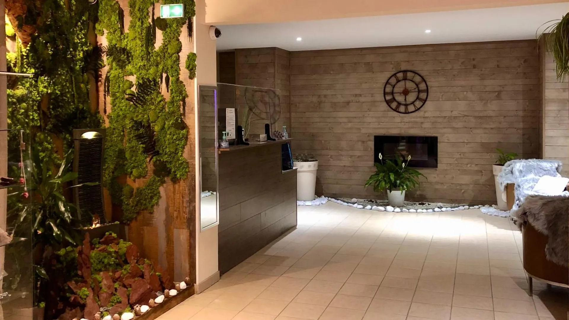 Hôtel Adonis Valberg Appart hôtel